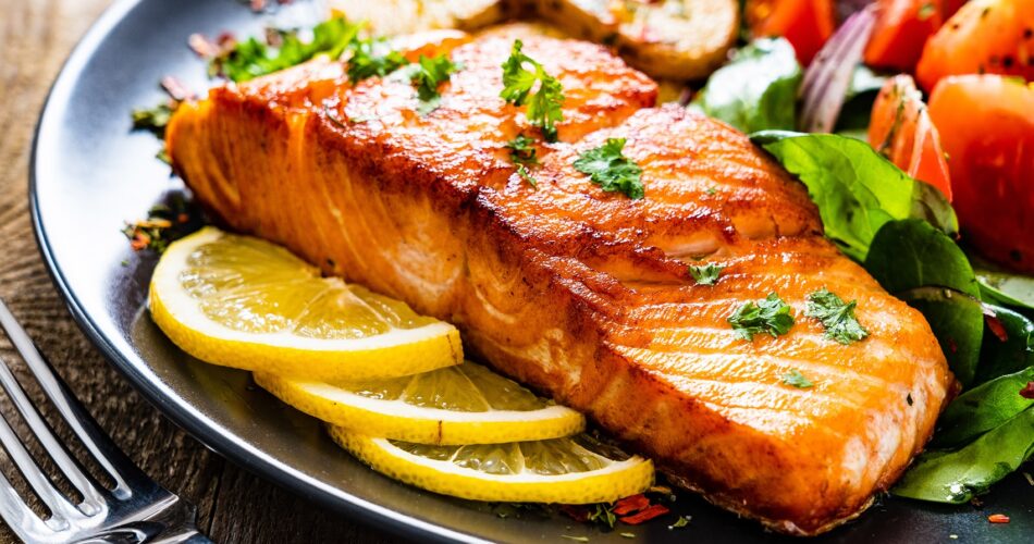 Lecker und gesund: Frischer Fisch hat besonders viel Omega-3-Fettsäuren